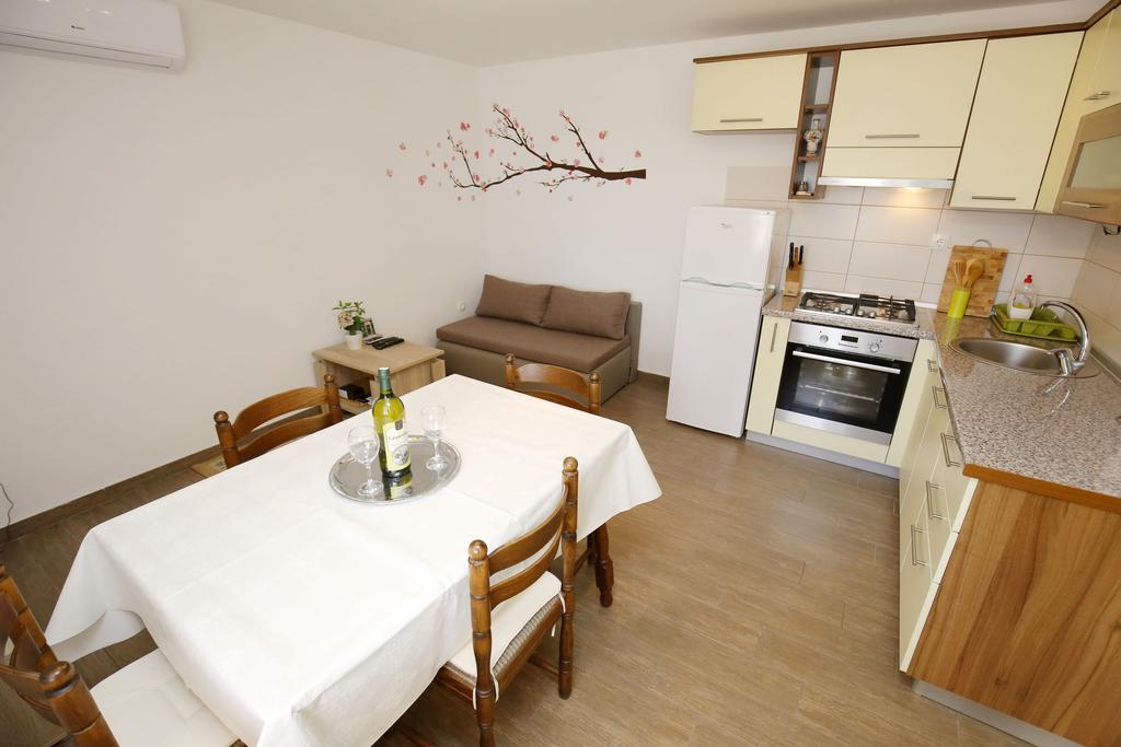 Apartment Marta Ražanac Dış mekan fotoğraf